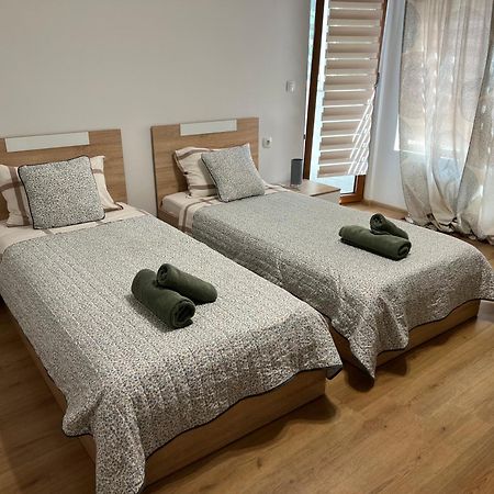Top Center Apartment In Veliko Tŭrnovo Eksteriør bilde