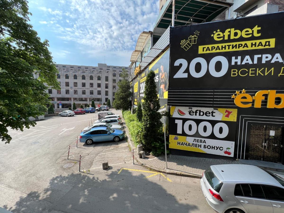 Top Center Apartment In Veliko Tŭrnovo Eksteriør bilde
